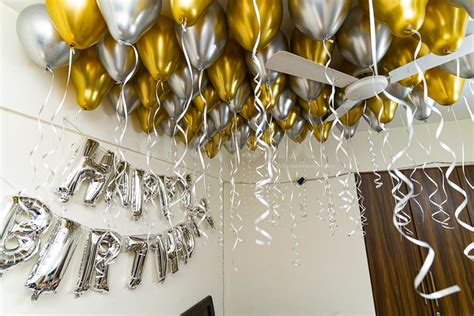 Chrome Balloon Decoration With 50 Golden And 50 Silver Chrome Balloons Lucknow