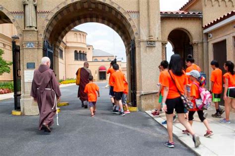 Holy Land Franciscans Build Interreligious Bridges With