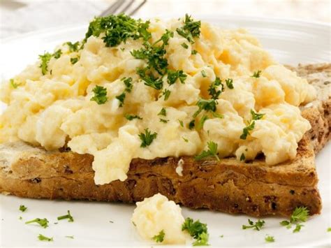 Cream Cheese Scrambled Eggs Recipe