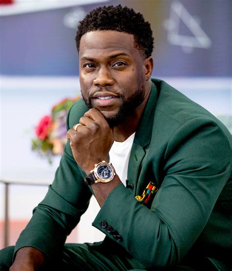 kevin hart steps down as oscars host after controversial tweets fashion model secret