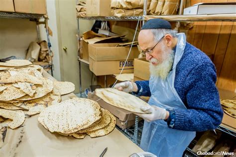 1 Million Pounds Of Shmurah Matzah How Passover Production Continues