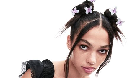 You Can Now Get Olivia Rodrigos Met Gala Butterfly Clips