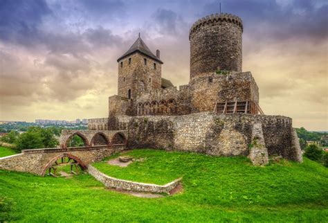 Beautiful Medieval Castle Vitalcute