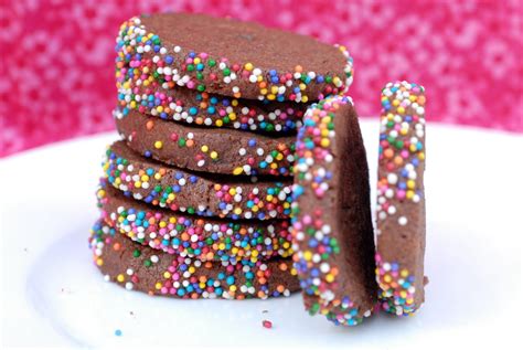 We did not find results for: chocolate brownie roll-out cookie ice cream sandwiches