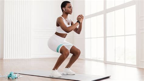 How Are Pulse Squats Different From Regular Squats
