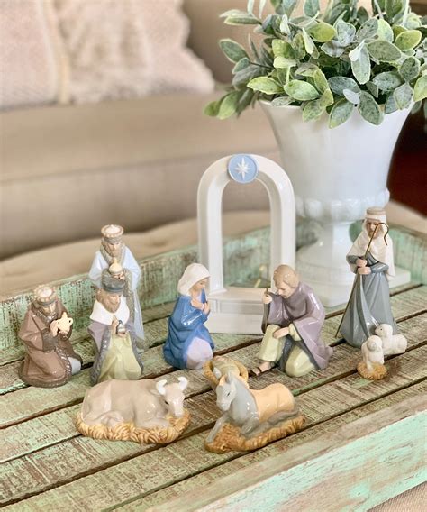 Hallmark 11 Piece Miniature Porcelain Ceramic Nativity Set Etsy