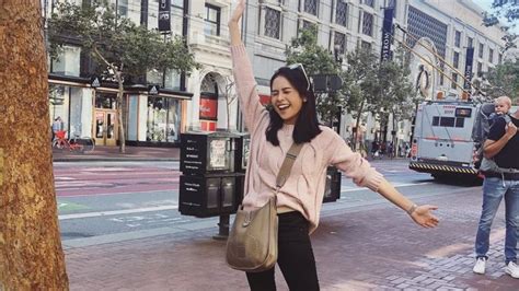 Maudy ayunda mengaku minder kuliah di universitas stanford. Update Kabar Perkuliahannya, Maudy Ayunda Ternyata Tempuh ...