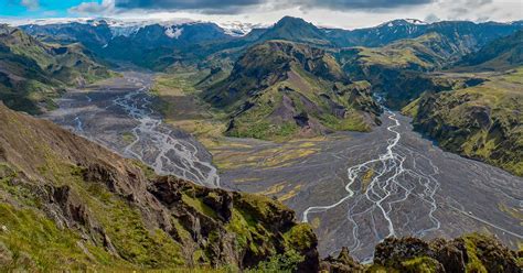 Picturesque Valley In The World Twistmunch