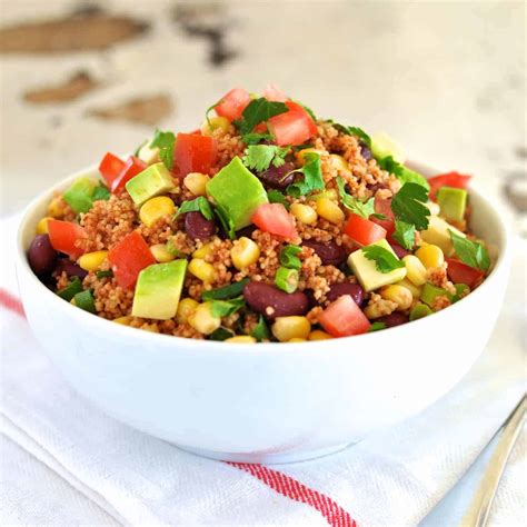 Bring a pot of stock or water to the boil at a ratio of 1 to 1,5. Mexican Couscous Express | RecipeTin Eats