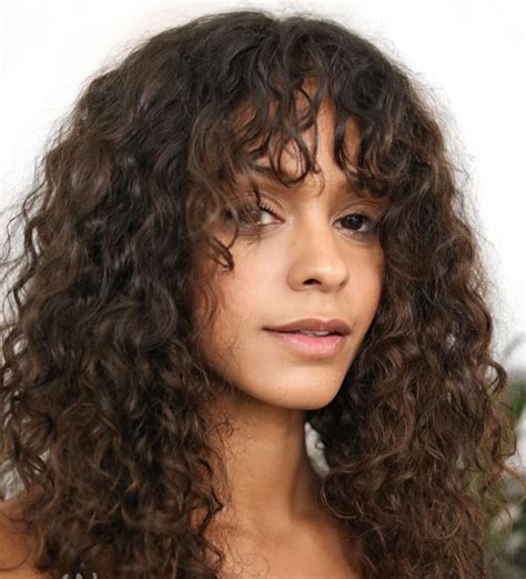 If you think that you can only wear a fringe on straight tresses, we are here to prove you wrong. 27 Best Long Hair with Bangs Hairstyles (2021 Guide)