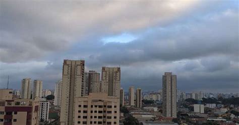O sol nasce às 06:48 e o pôr do sol é às 17:38. Previsão do tempo para esta semana em São Paulo