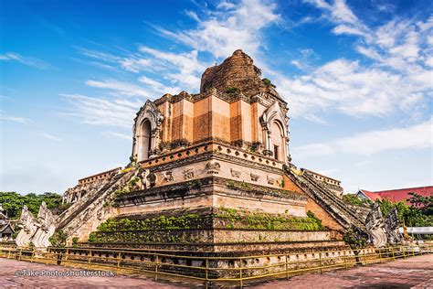 The chiang mai old city is classified as the area contained within the ruined city walls, now surrounded by a square moat that surrounds a 2. 10 Best Things to Do in Chiang Mai Old City - Chiang Mai ...