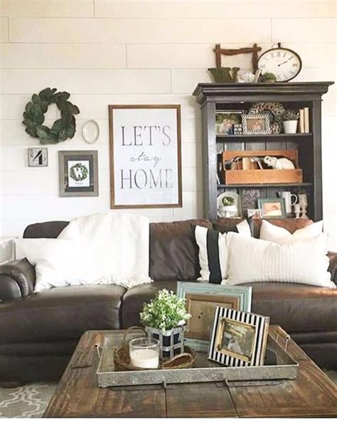 Choose interior design style that work for small rooms 1. {Farmhouse Living Rooms} • Modern Farmhouse Living Room ...
