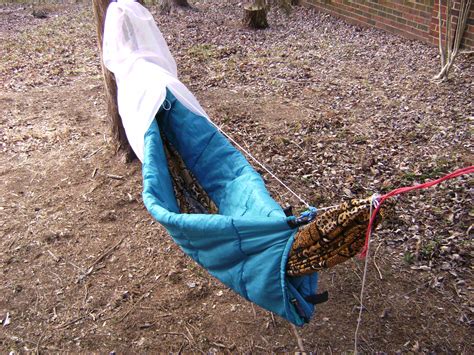 How To Make A Diy Camping Hammock Underquilt From A Sleeping Bag