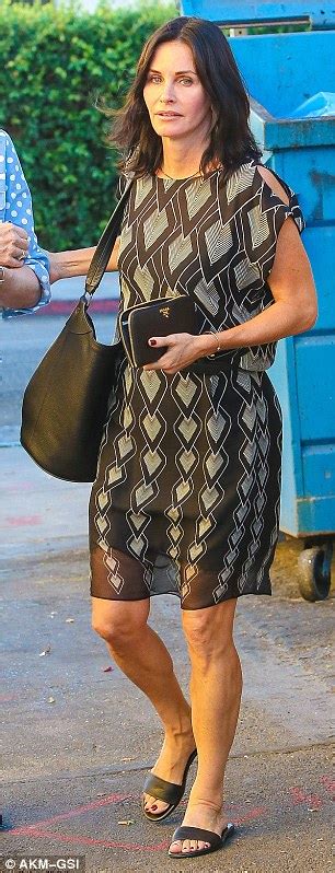 Courteney Cox 50 Shows Off Her Toned Legs In Lbd As She Grabs Lunch