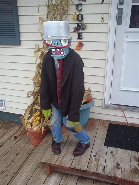 Bucket Zombie From The Game Plants Vs Zombies Halloween Costume