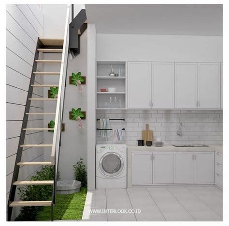 Rumah sederhana type 36 m2 (6x6 meter). Ruang dapur di Kanan depan - bawah tangga pintu masuk ...
