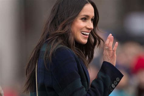 Something kensington palace staff have accused her of doing. Meghan Markle: Bunte Fingernägel bei der Hochzeit? | GALA.de
