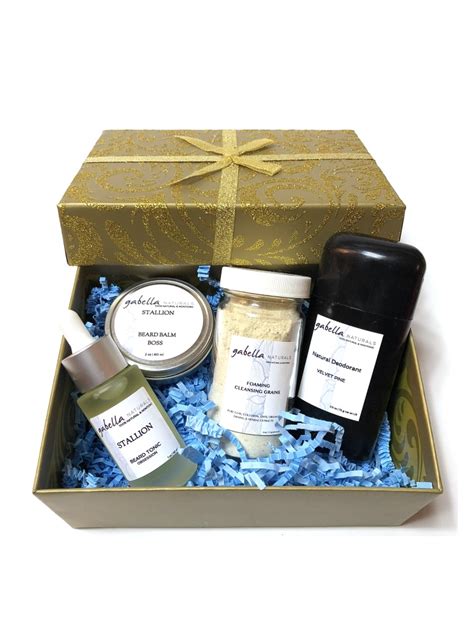 Our gift boxes are free of filler items, and only contain quality products that are relevant and useful to the man receiving them. Men's Grooming Gift Box | Get These Gift Boxes Online Now
