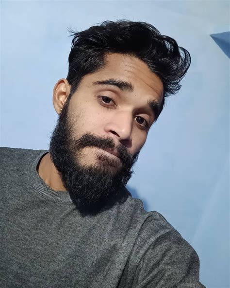 Everyone has approximately 100,000 hairs on their head. The Ultimate Guide To Beard Growth Stages in 2020 | Beard ...