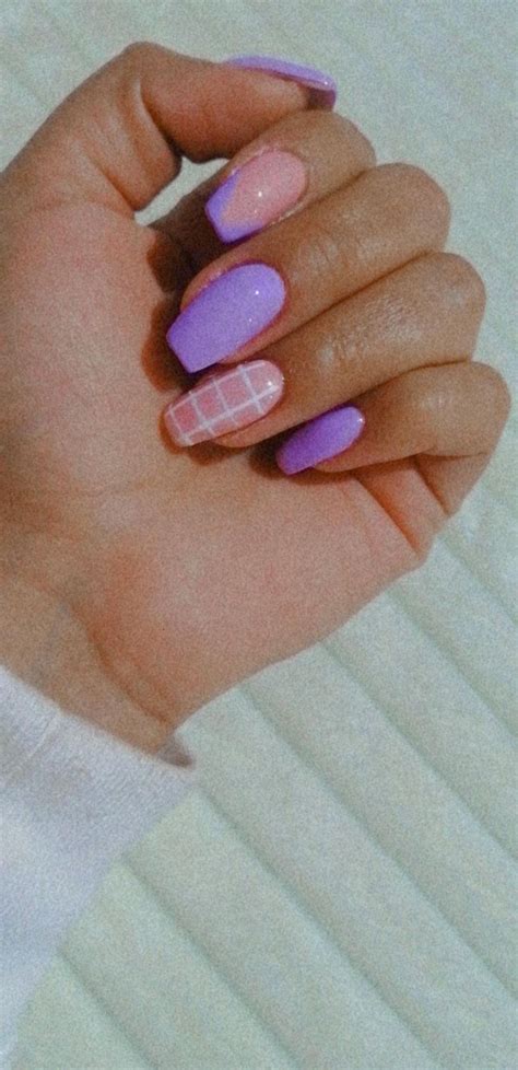 Uñas lila con rosa pastel Nails Nail Designs Nail Arts Uñas Nail