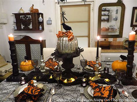 A Spooky Fun Halloween Dinner Party Plus Some Clever Ideas For Your Halloween Decor
