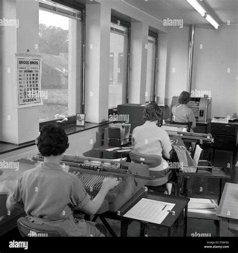 1960 Office Hi Res Stock Photography And Images Alamy