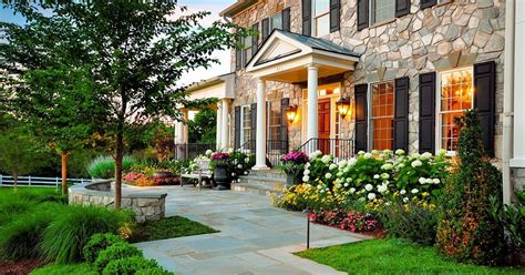 Amazing Landscaping Ideas For Front Yards