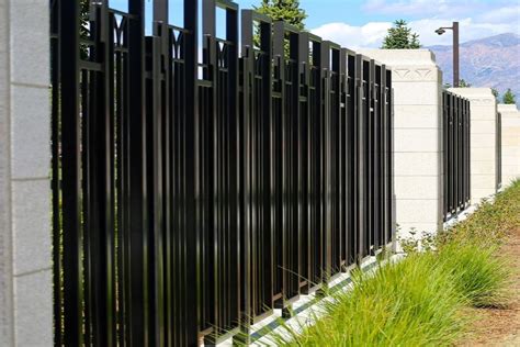 Use garden fencing to protect and highlight your gardens or landscaping. How To Choose Metal Garden Fencing For Your Beautiful ...