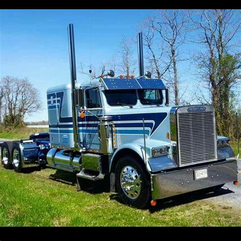 Freightliner Trucks Classic