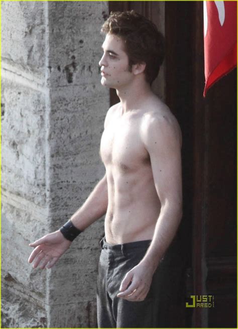 Robert Pattinson New Moon Shirtless Photo 1948921 Kristen