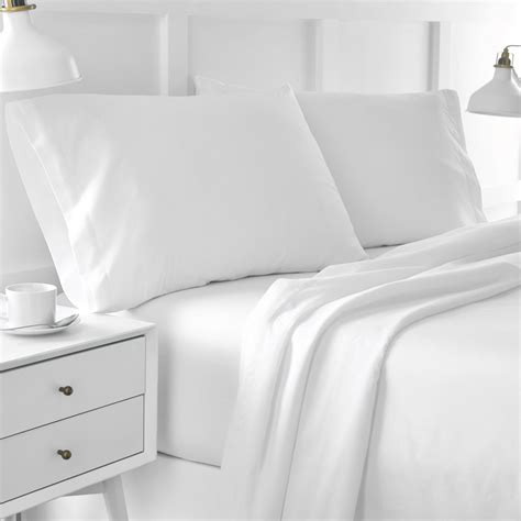 Percale cotton is a cotton fabric woven in a plain weave (also called basket weave) with one thread over, one thread under construction. Organic Cotton Percale Sheet Set - Under The Canopy