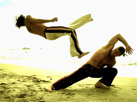Decimo Dan Capoeira El Arte Marcial De Los Esclavos Brasile Os