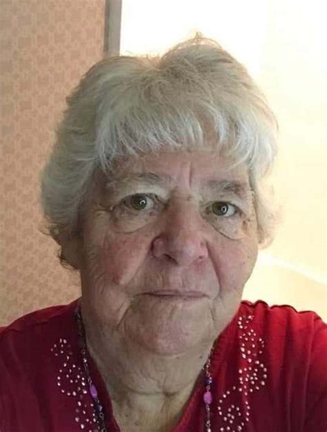 Obituary Of Carrol Mae Wyant Reynars Funeral Home And Crematorium S