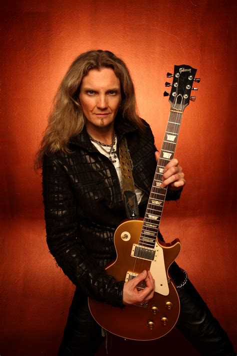 Raiding The Rock Vault Welcomes Special Guest Guitarist Joel Hoekstra