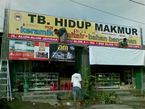 Contoh Desain Banner Toko Bangunan