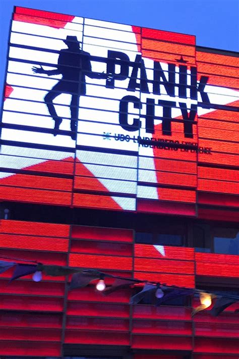 Lena stolze was born on august 8, 1956 in berlin, germany. "Panik City": Auf ein "Likörell" mit Udo | NDR.de ...