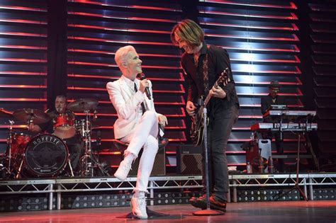 Per gessle — per håkan gessle (nació el 12 de enero,de 1959) es el compositor y componente lider masculino de las bandas suecas gyllene tider y roxette. Roxette-Sänger Per Gessle im Interview: Der Pop-Postbote ...