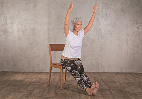 Auch als Senior in bei einer Verletzung oder eingeschränkten Beweglichkeit kannst Du Yoga