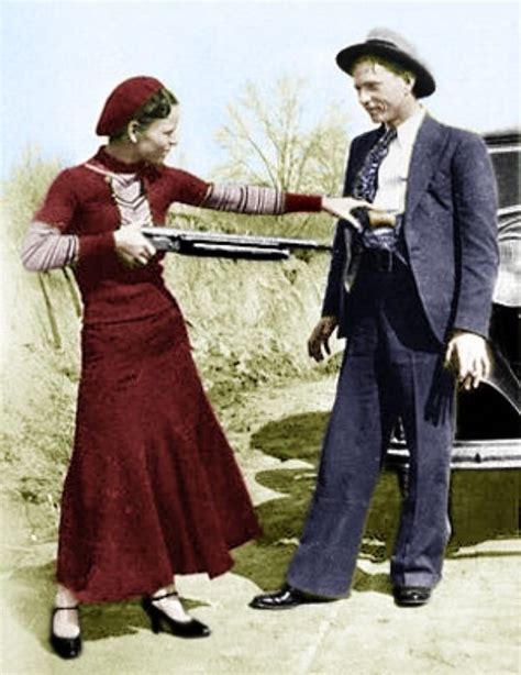 Colorized Classic Photo From The Joplin Raid Bonnie Parker Bonnie N Clyde Bonnie Clyde