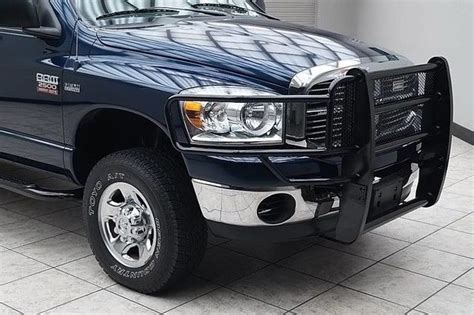 For dodge ram, the crew cab has more seating space and a smaller cargo bed compared. 2007 Dodge Ram 2500 4x4 SLT Long Bed HEMI Quad Cab 1 OWNER