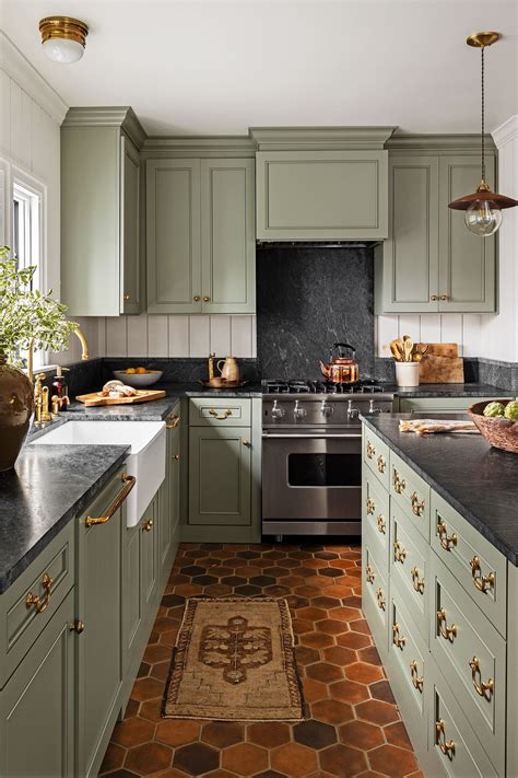 If you love bright colors in your home, consider painting kitchen cabinets bordeaux. Gray Kitchen Cabinets What Color Walls 2021 - homeaccessgrant.com