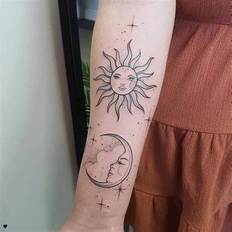 Sol E Lua Tatuagem De Sol Tattoo De Lua Lua Tattoo Sol Tattoo Vrogue