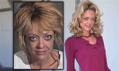Lisa Robin Kelly Arrested Mugshot Of That 70s Show Star After