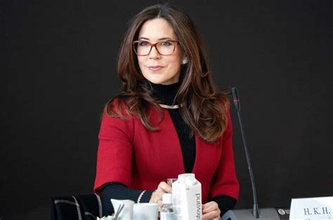 crown princess mary participated in a roundtable meeting on icpd2