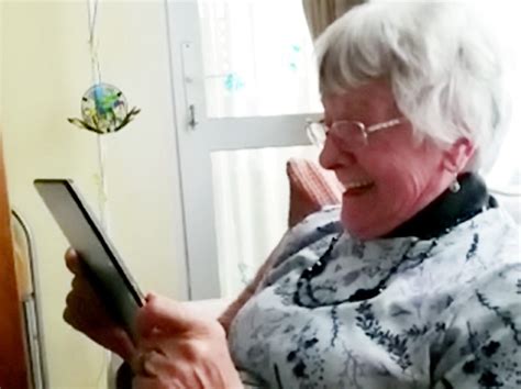 Hilarious Grandmothers First Ever Interaction With Voice Recognition