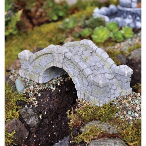 Mini Arched Stone Garden Bridge 13 5cm