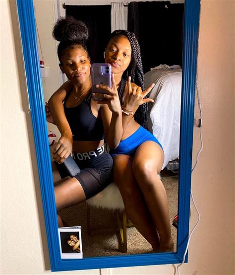 Thefuckingcutest Bestie Goals Mirror Selfie Relationship Goals