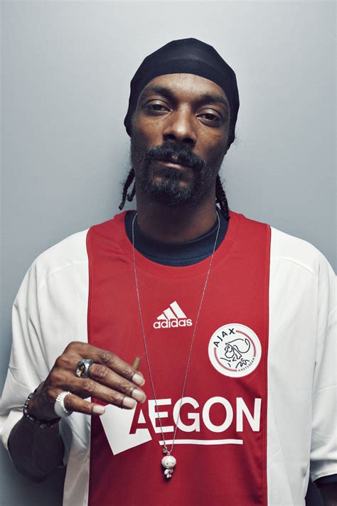 Haagse Crips lachen om geruchten Snoop - NRC