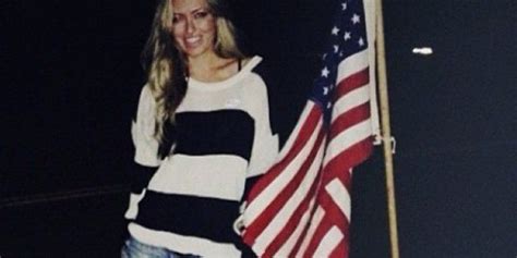 Paulina Gretzkys Obama Instagram Photo Shows Her Flashing